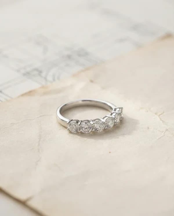 Engagement ring S079-009