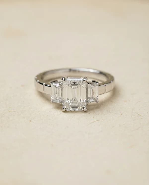 Engagement ring S079-010